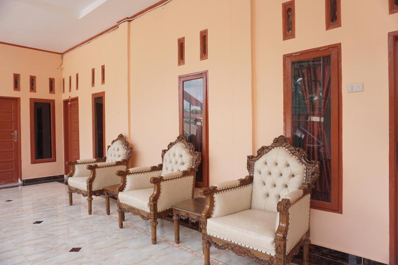 Oyo 2635 Ramos Inn Sinapuran Exterior photo