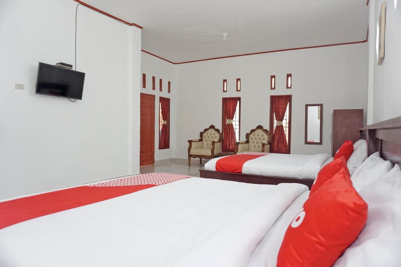 Oyo 2635 Ramos Inn Sinapuran Exterior photo