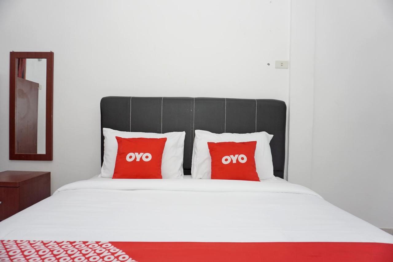 Oyo 2635 Ramos Inn Sinapuran Exterior photo